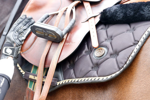 Royal Equestrian Jump Saddle Pad Black Gold Full - Royal Equestrian