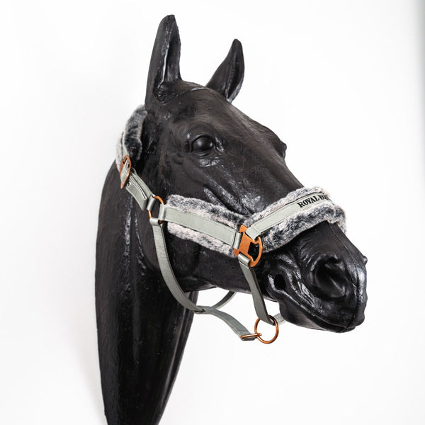 Royal Equestrian Fur Halter Silver Full - Royal Equestrian